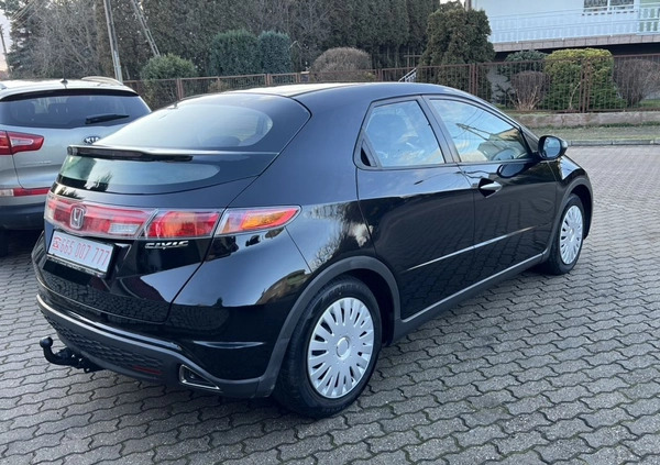 Honda Civic cena 16900 przebieg: 170000, rok produkcji 2006 z Skwierzyna małe 211